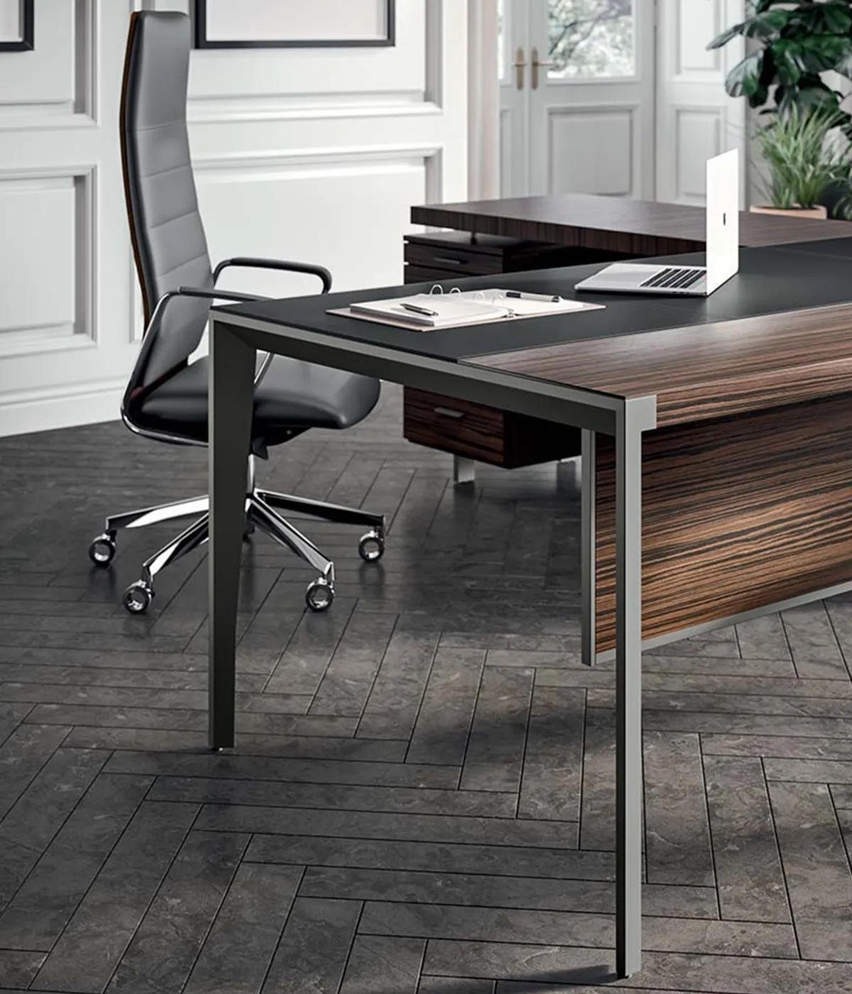 X9 Executive Desk